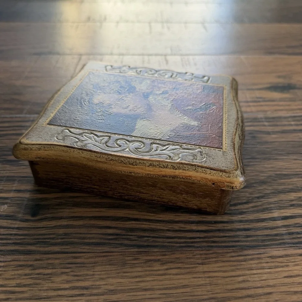 N/A vintage wooden